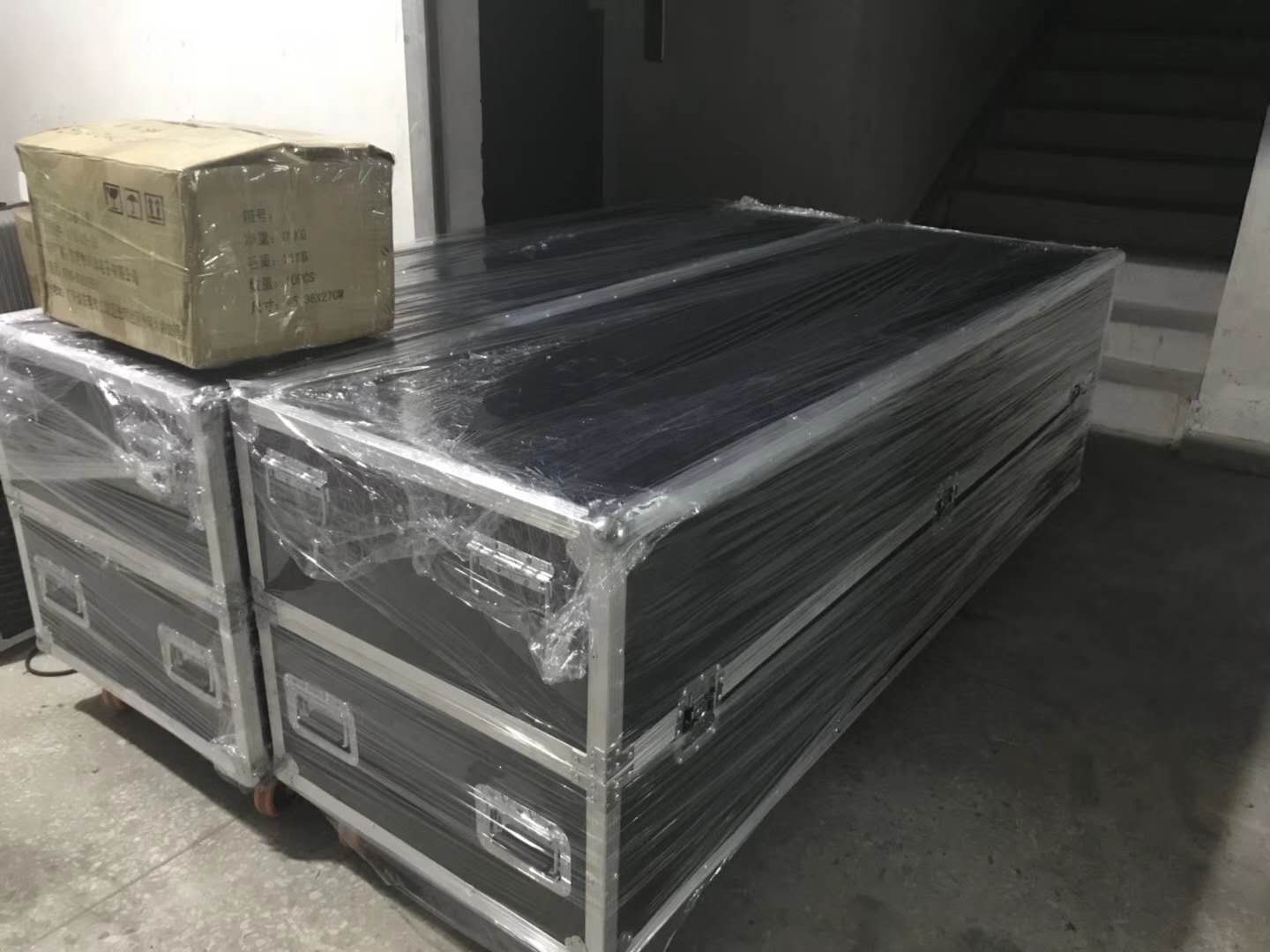 好消息：水霧屏/霧幕機(jī)升級(jí)換代了！功能更強(qiáng)！性能更好！效果圖